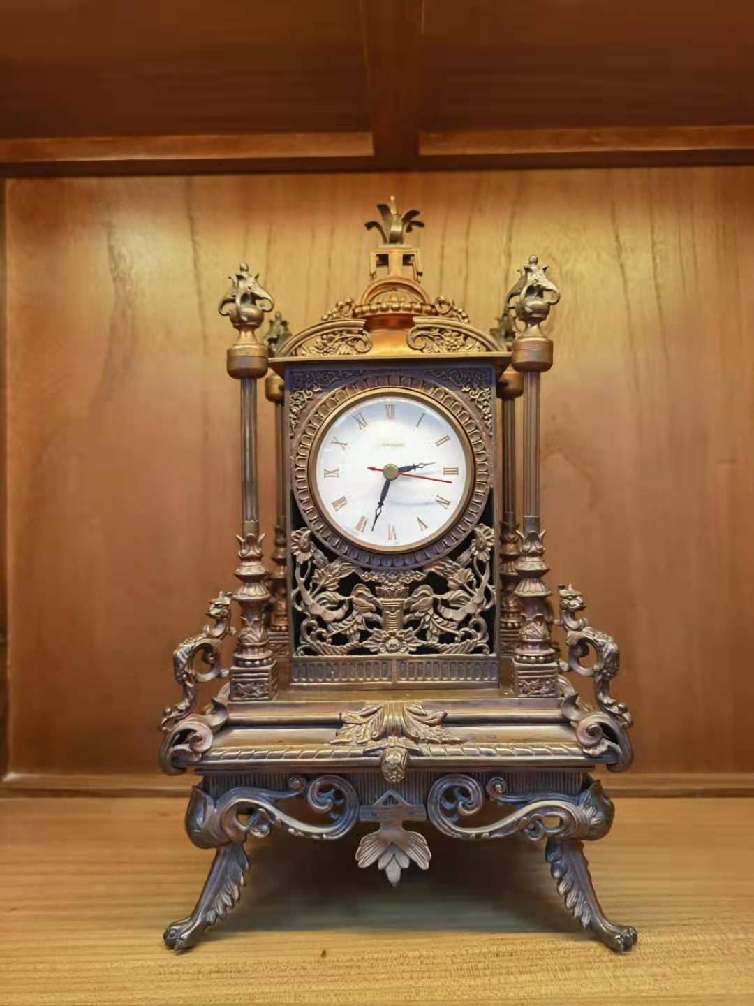 铸铜西洋钟