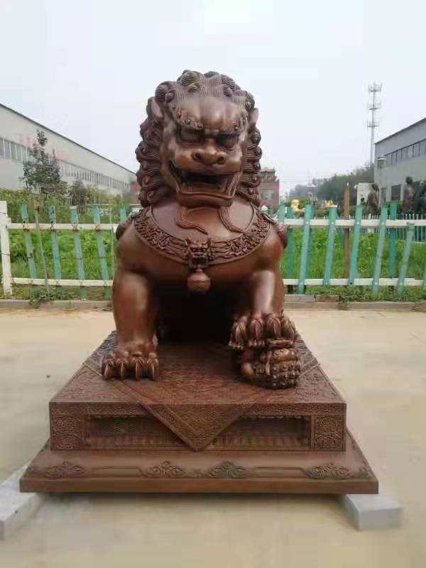 铸铜门狮